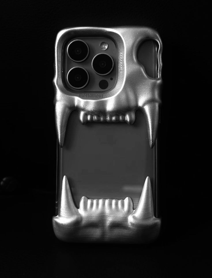 The Predator Plating Case